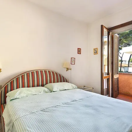 Mirella, 100 Metri Dal Mare Villa Pietrasanta